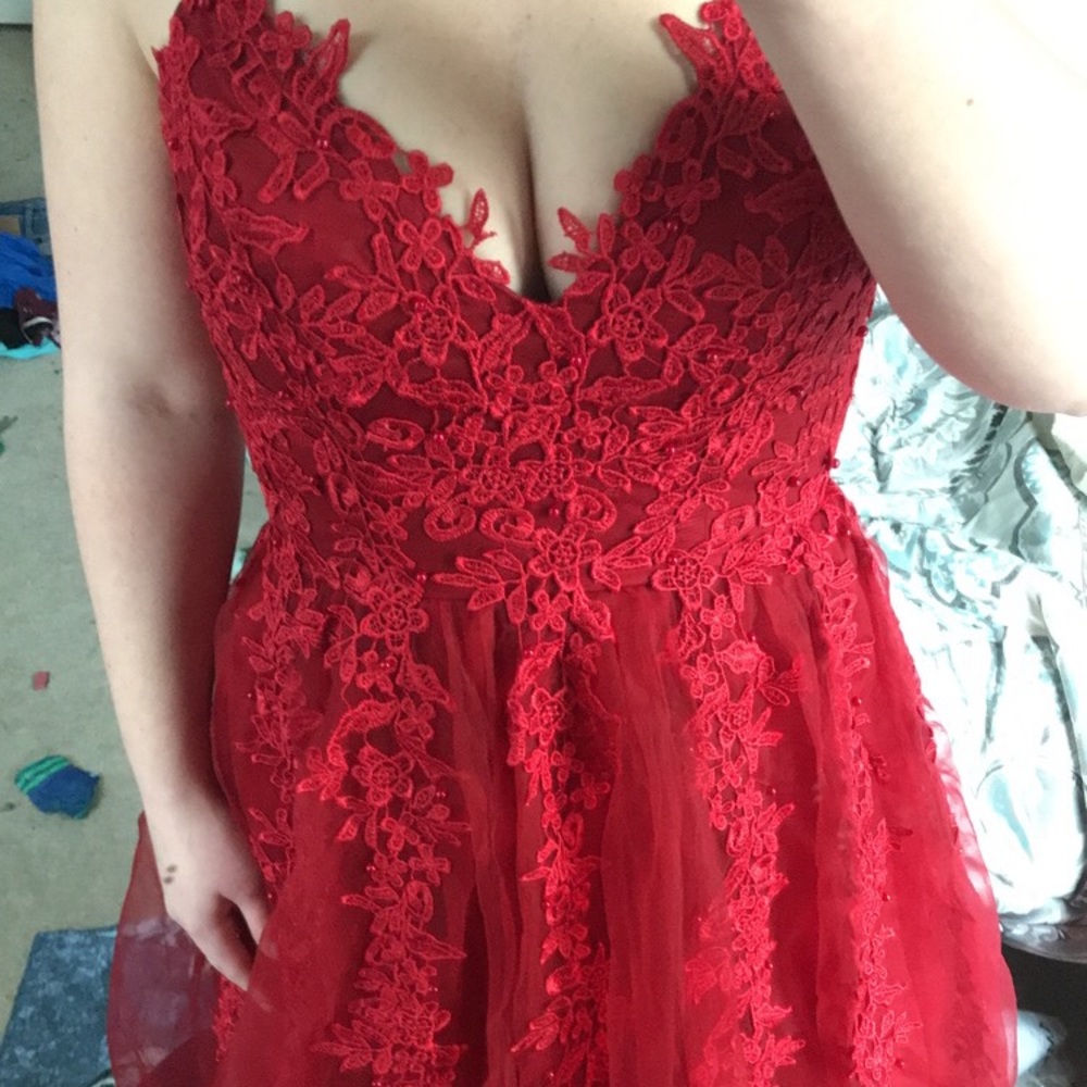 Prom dress - Picture 3 of 3